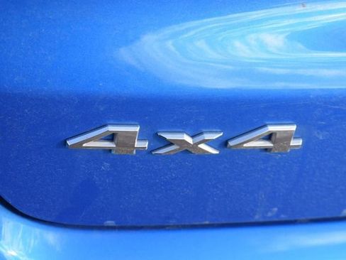 Used 2023 Jeep Compass Limited image 13