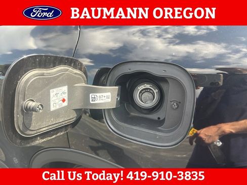 Used 2023 Ford Escape Active w/ Tech Pack #2 AWD/4WD image 6
