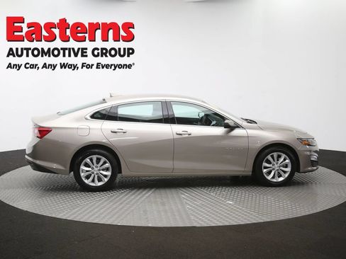 Used 2025 Chevrolet Malibu LT FWD image 44