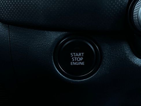 Used 2025 MAZDA CX-50 AWD 2.5 S w/ Premium Package image 31