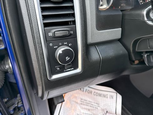 Used 2015 RAM 1500 Big Horn image 32