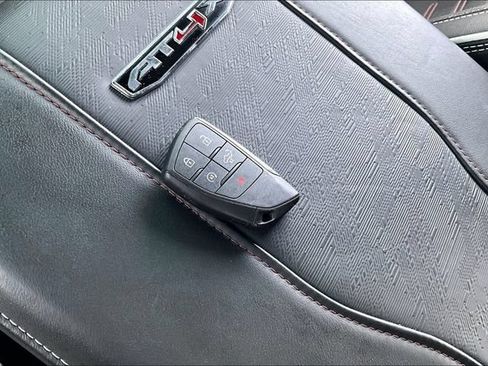 Used 2025 GMC Sierra 2500 AT4X AWD/4WD image 33