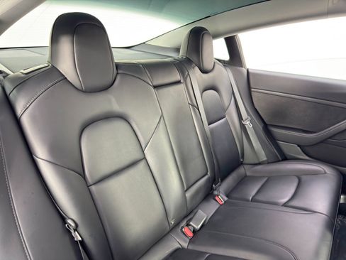 Used 2022 Tesla Model 3 Long Range image 38