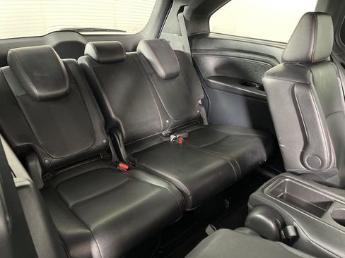 Used 2023 Honda Odyssey Sport image 13