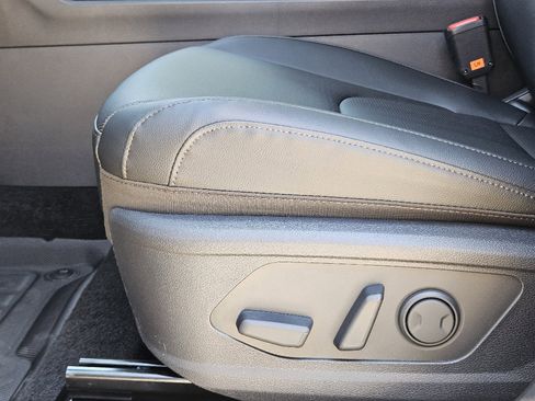 New 2026 Kia Sportage EX image 17