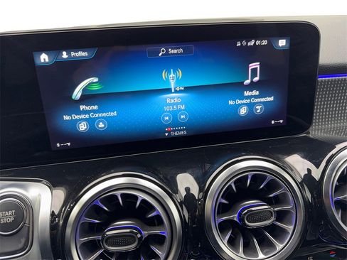 Used 2023 Mercedes-Benz EQB 300 4MATIC image 61