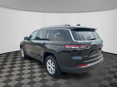 Used 2023 Jeep Grand Cherokee L Limited w/ Luxury Tech Group II AWD/4WD image 3