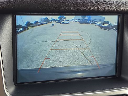 Used 2019 Chevrolet Tahoe LT w/ Luxury Package AWD/4WD image 16