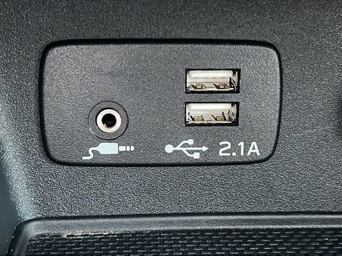 Used 2023 Subaru Forester Limited w/ Popular Package #3 AWD/4WD image 20
