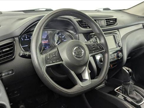 Used 2020 Nissan Rogue Sport S FWD image 23
