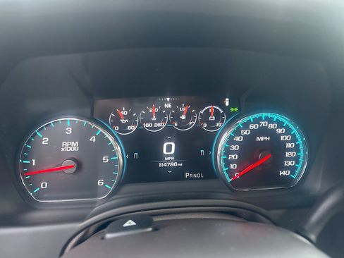 Used 2017 GMC Yukon Denali w/ Open Road Package AWD/4WD image 10