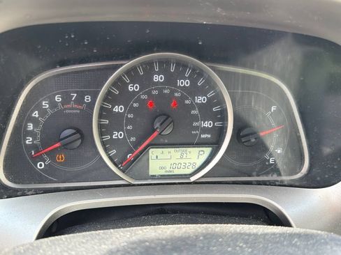 Used 2013 Toyota RAV4 XLE AWD/4WD image 10