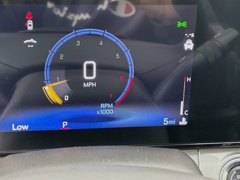 New 2026 Chevrolet Trax LT w/ Sunroof Package image 15