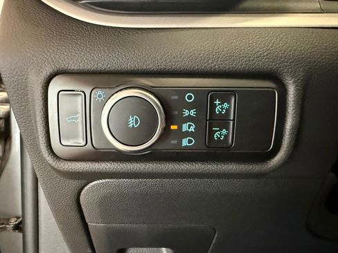 Used 2023 Ford Explorer XLT w/ Equipment Group 202A AWD/4WD image 24