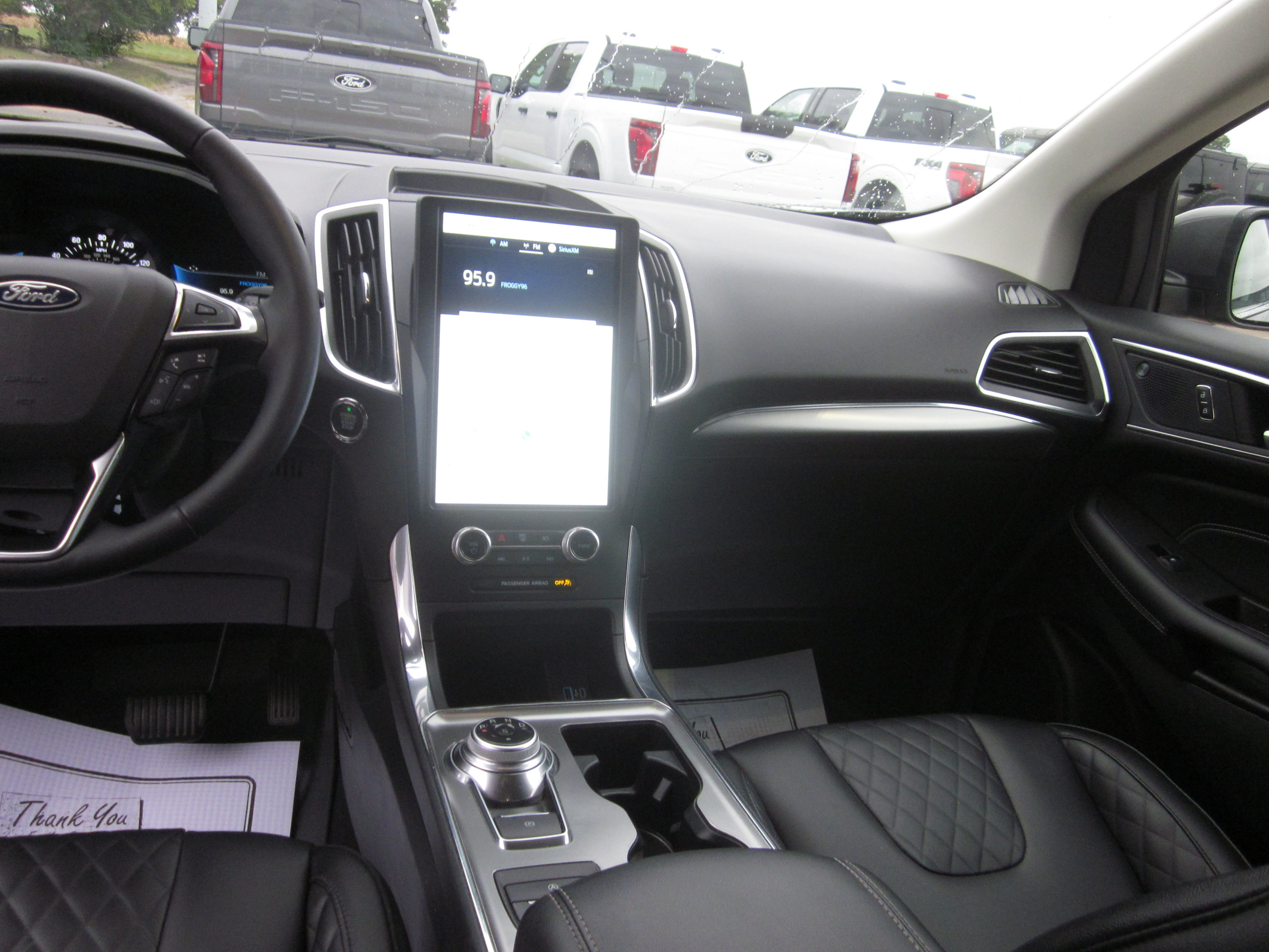 Used 2024 Ford Edge Titanium AWD/4WD image 13