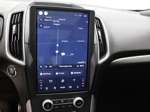 Used 2022 Ford Edge ST-Line image 18