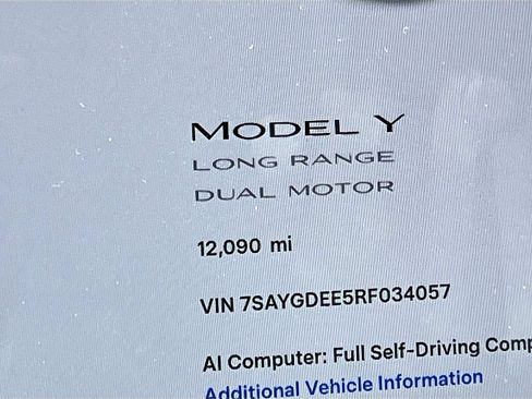 Used 2024 Tesla Model Y Long Range AWD/4WD image 12