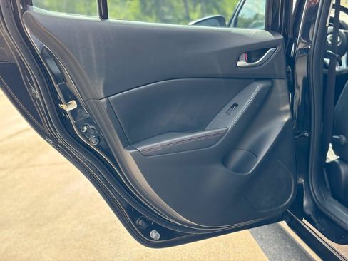 Used 2016 MAZDA MAZDA3 s Grand Touring FWD image 31