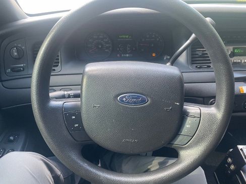 Used 2008 Ford Crown Victoria Police Interceptor image 48