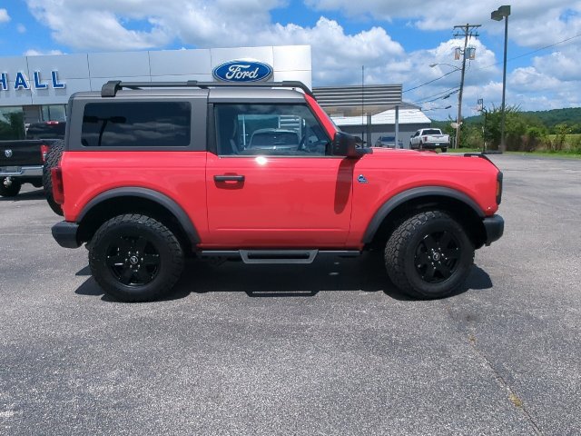 Used 2024 Ford Bronco Black Diamond AWD/4WD image 28