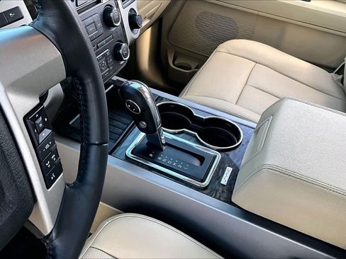 Used 2016 Ford Expedition Limited w/ Equipment Group 301A RWD image 16
