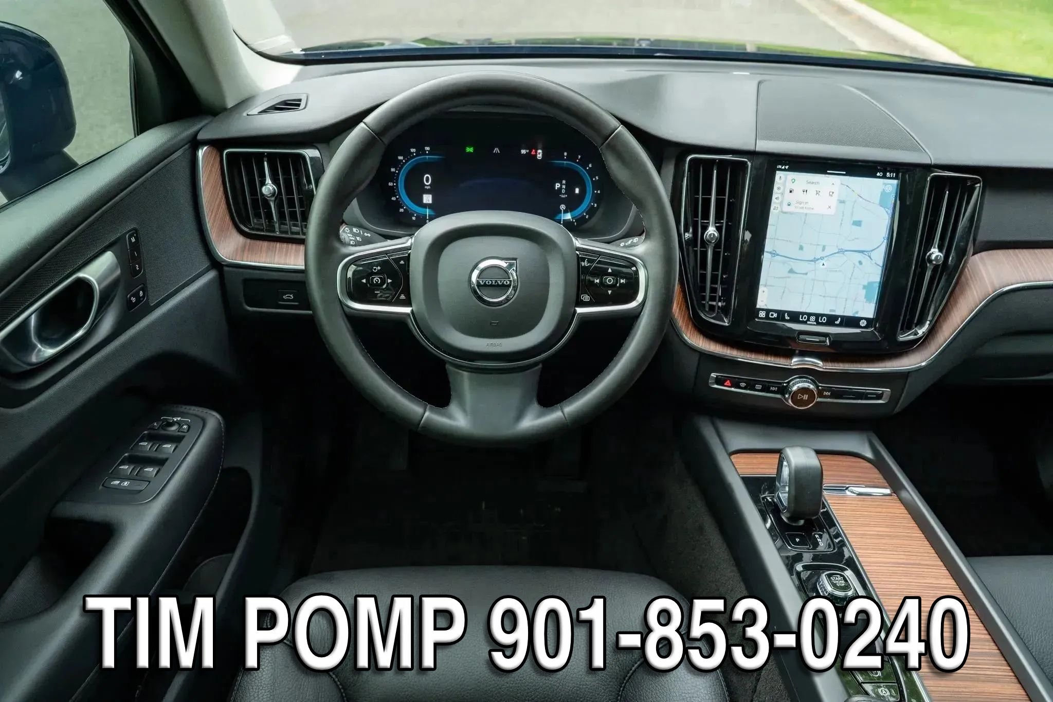 Used 2024 Volvo XC60 B5 Plus AWD/4WD image 19