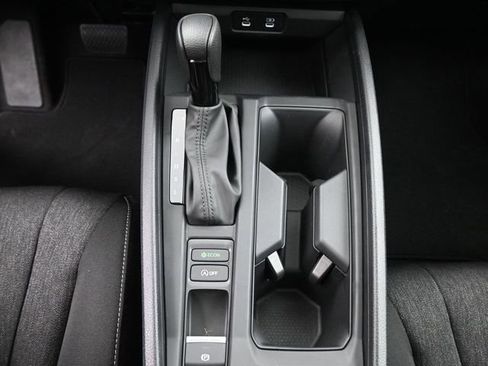 Used 2025 Honda Accord SE image 4