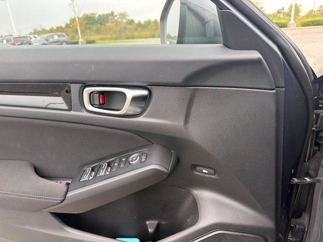Used 2022 Honda Civic EX image 10