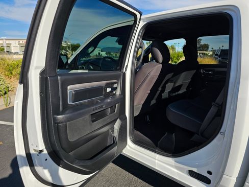 Used 2024 RAM 1500 Warlock RWD image 17