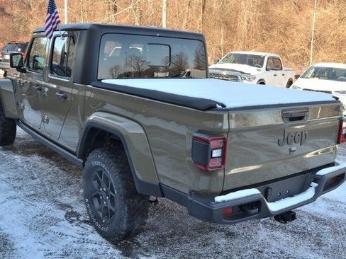 New 2026 Jeep Gladiator Willys image 6