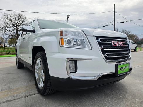 Used 2017 GMC Terrain SLT image 4