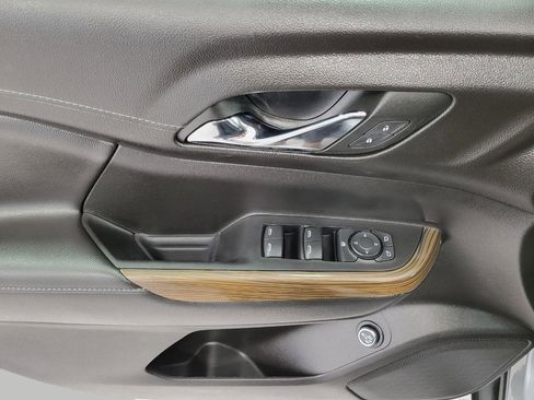 Used 2023 GMC Acadia SLE w/ Driver Convenience Package image 28