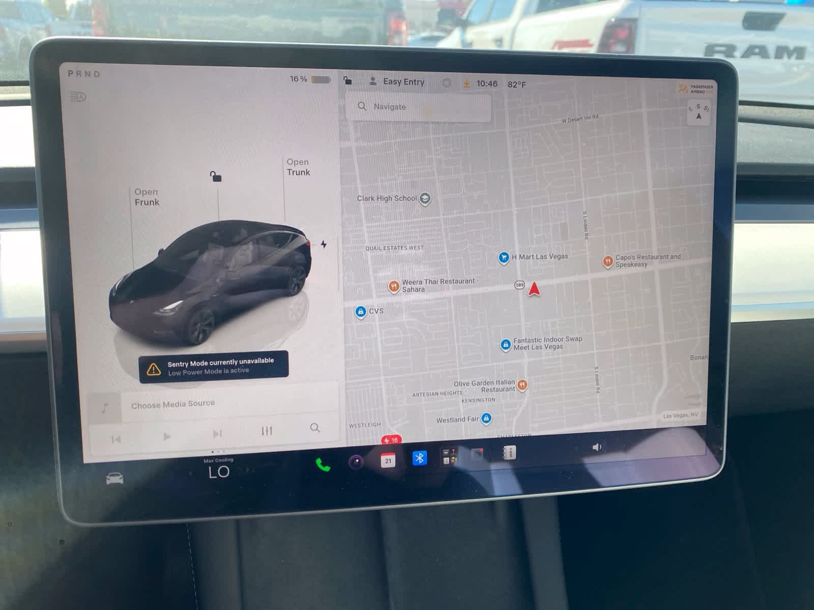 Used 2025 Tesla Model Y Long Range AWD/4WD image 14