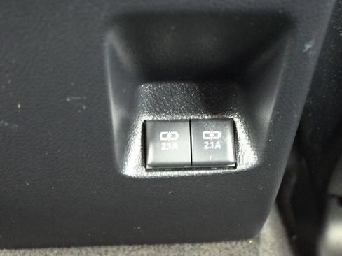 Used 2020 Toyota 4Runner Limited AWD/4WD image 14