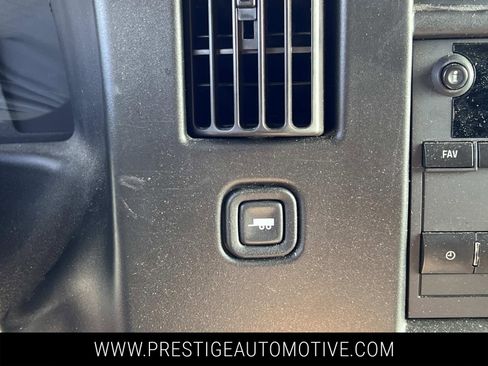 Used 2022 GMC Savana 2500 w/ Driver Convenience Package image 25