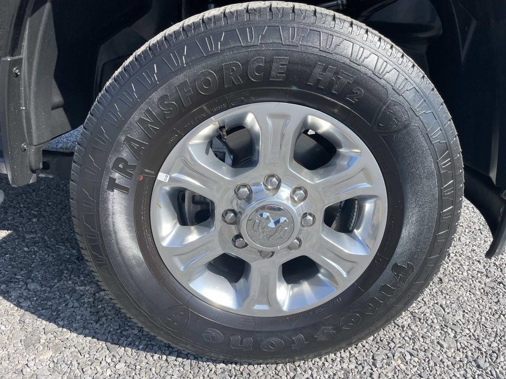 Used 2026 RAM 2500 Big Horn AWD/4WD image 34