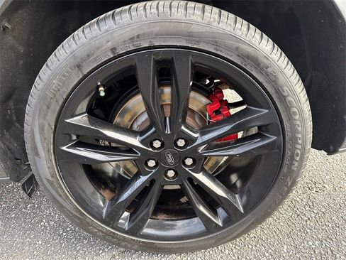 Used 2020 Ford Edge ST w/ Equipment Group 401A image 19