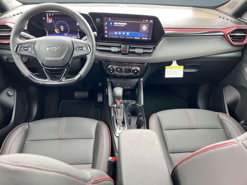 Certified 2025 Chevrolet TrailBlazer RS w/ Convenience Package image 16