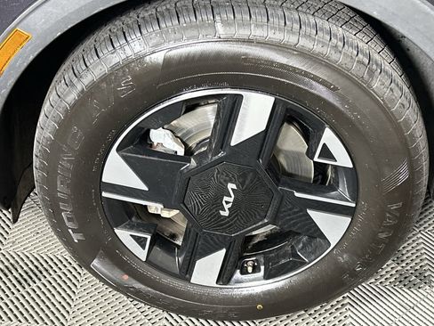 Used 2026 Kia Sportage LX FWD image 10