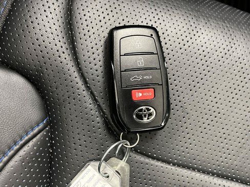 Used 2023 Toyota Tundra Platinum AWD/4WD image 28