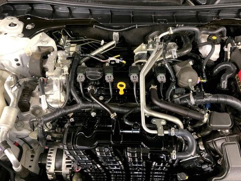 Used 2025 Nissan Altima 2.5 SV FWD image 30