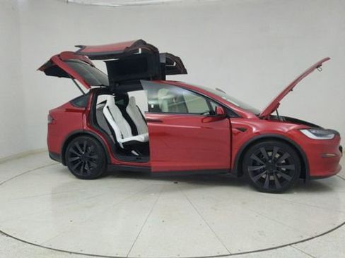 Used 2022 Tesla Model X Plaid image 76