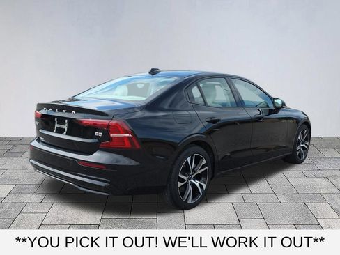 Used 2023 Volvo S60 B5 Plus FWD image 7