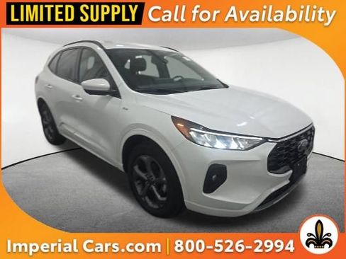 Used 2023 Ford Escape ST-Line Select w/ Tech Pack #2 AWD/4WD image 1
