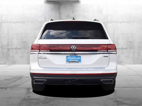 New 2026 Volkswagen Atlas SE image 6