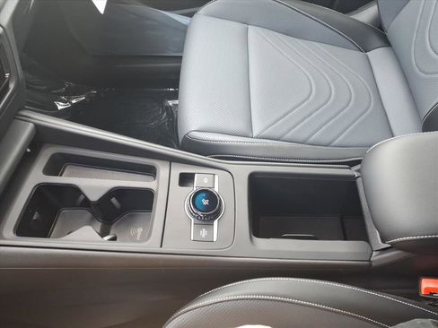 New 2026 Volkswagen Tiguan SE AWD/4WD image 12