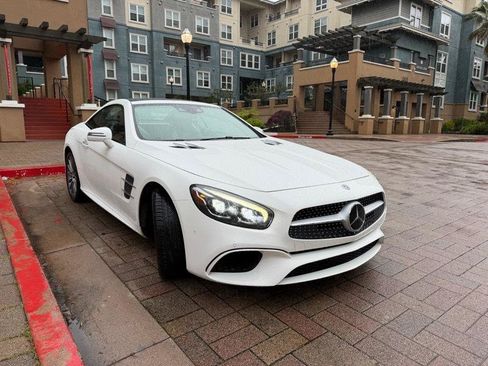 Used 2018 Mercedes-Benz SL 550 image 67