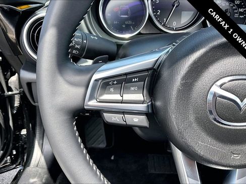 Used 2025 MAZDA MX-5 Miata RF Grand Touring RWD image 11