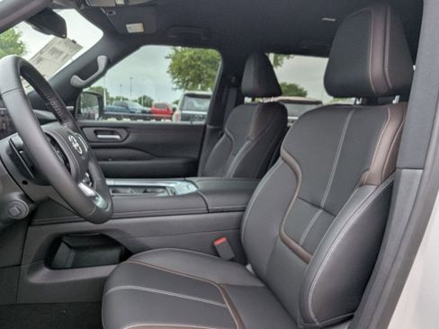 New 2026 Nissan Armada SL RWD image 18