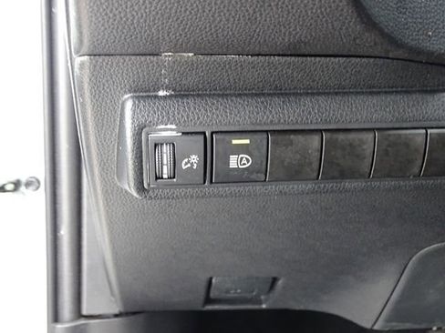 Used 2024 Toyota Corolla LE FWD image 16